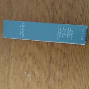 New sealed in box age minimize eye cream